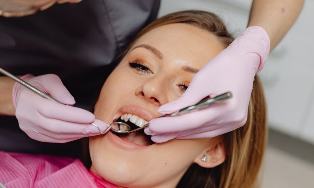 Enamel Erosion treatment in clinic